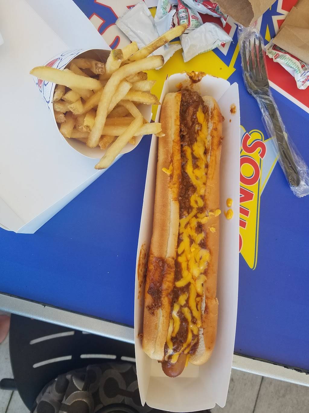 Sonic Drive-In | restaurant | 3906 Portage Rd, South Bend, IN 46628, USA | 5742739340 OR +1 574-273-9340