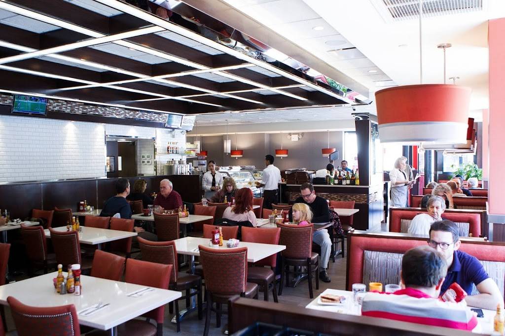 Rail Line Diner | restaurant | 400 W 23rd St, New York, NY 10011, USA | 2129243709 OR +1 212-924-3709