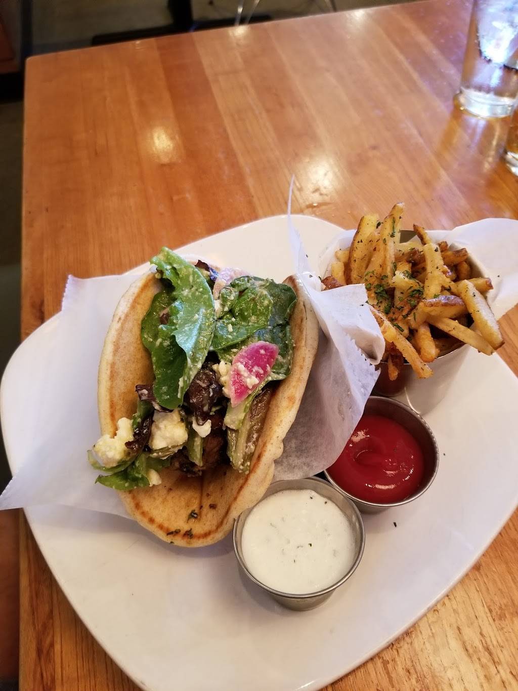 Satellite...Eat. Drink. Orbit. | restaurant | 5900 W Slaughter Ln #400C, Austin, TX 78749, USA | 5122889994 OR +1 512-288-9994