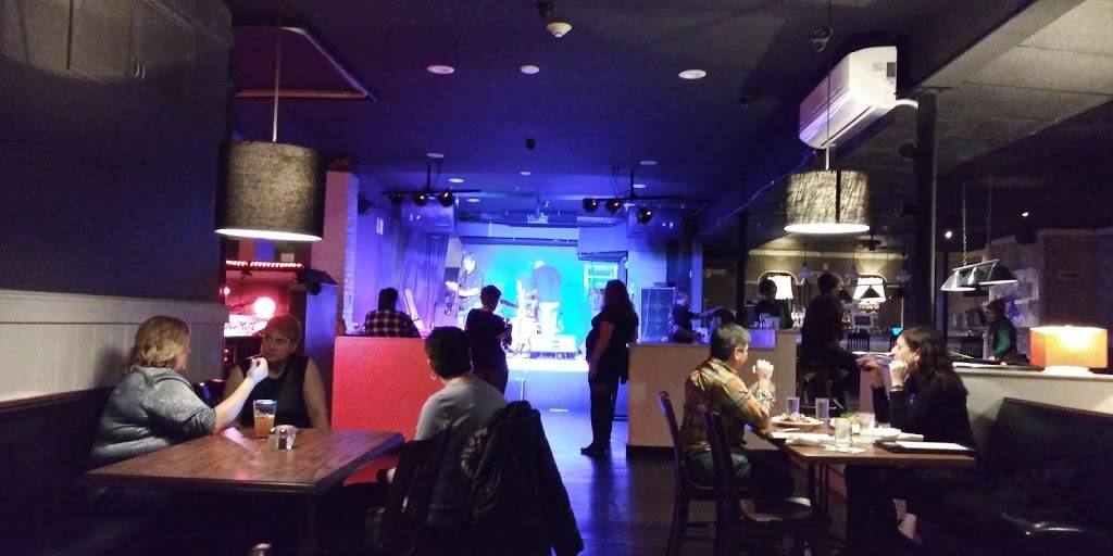 Parlor Bar & Kitchen | restaurant | 200 Broadway, Newport, RI 02840, USA | 4018489081 OR +1 401-848-9081