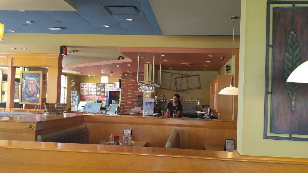 Swiss Chalet | restaurant | 9950 Airport Rd, Brampton, ON L6S 0C5, Canada | 9057897022 OR +1 905-789-7022