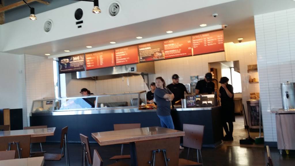 Chipotle Mexican Grill | restaurant | 569 H St, Chula Vista, CA 91910, USA | 6197615847 OR +1 619-761-5847