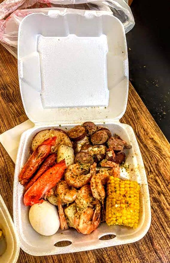 Birds Wings and Things | restaurant | 226 W Moring St, Swainsboro, GA 30401, USA | 4782992574 OR +1 478-299-2574