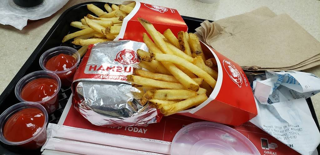 Wendys | restaurant | 13530 SW 152nd St, Miami, FL 33177, USA | 3052516787 OR +1 305-251-6787