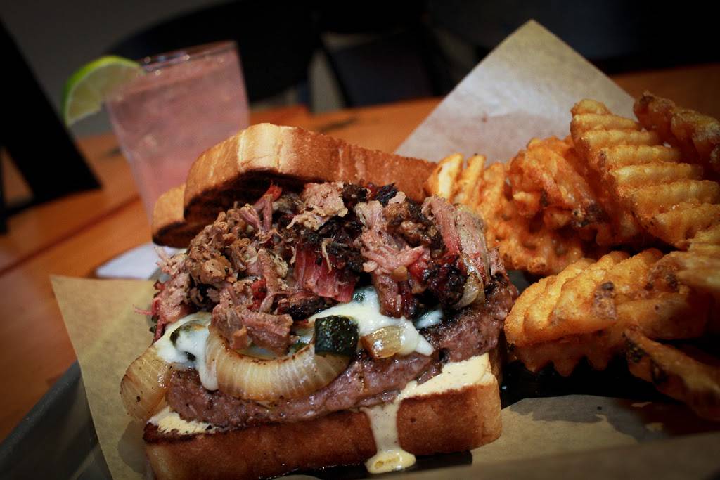 THE GIT OUT BAR AND KITCHEN | restaurant | 4930 S Congress Ave C-304, Austin, TX 78745, USA | 5123557470 OR +1 512-355-7470