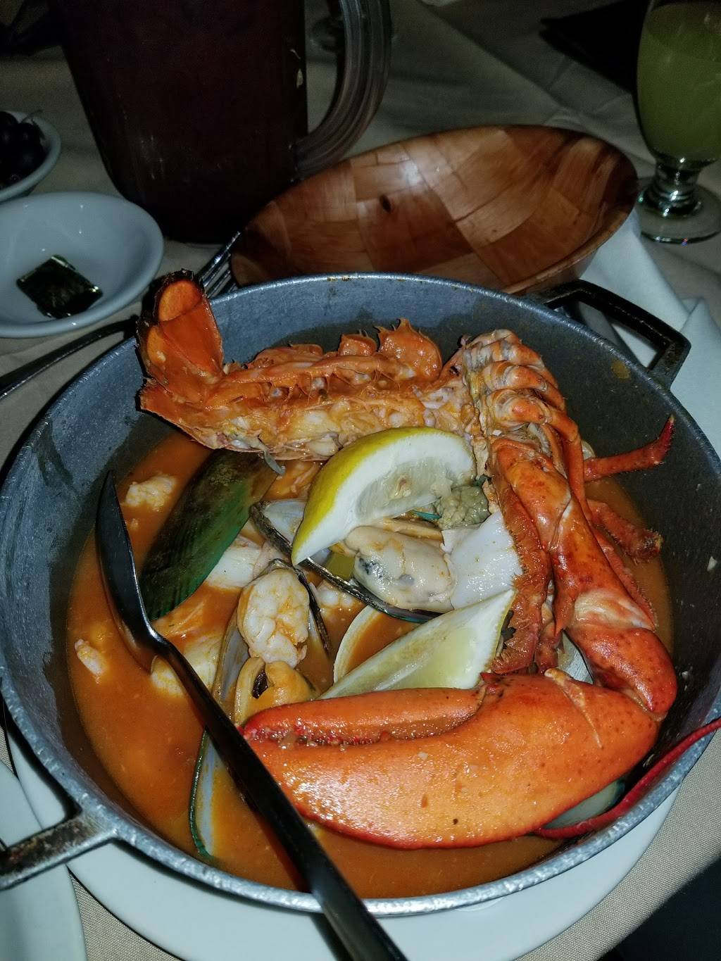 Mediterranean 2000 | restaurant | 8026 Bustleton Ave, Philadelphia, PA 19152, USA | 2157422000 OR +1 215-742-2000