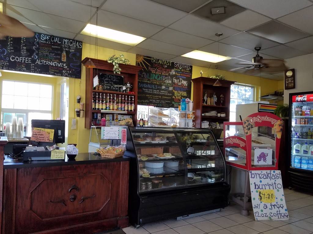 Christinas Coffee Shop | cafe | 219 W Canal Dr, Turlock, CA 95380, USA | 2096569002 OR +1 209-656-9002