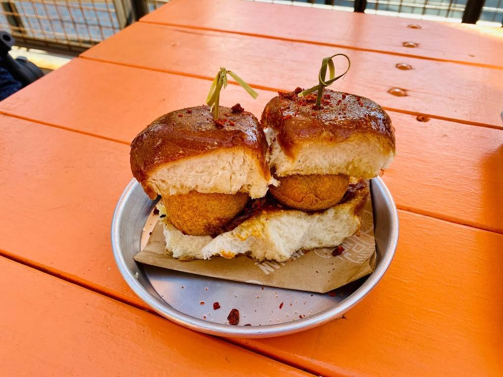 Curry Up Now | restaurant | 1610 R St #130, Sacramento, CA 95811, USA | 9167585243 OR +1 916-758-5243