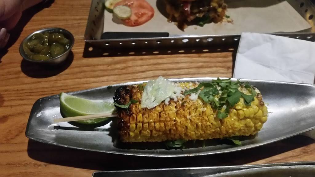 Chilis Grill & Bar | meal takeaway | 824 E US Hwy 80, Forney, TX 75126, USA | 9725521663 OR +1 972-552-1663