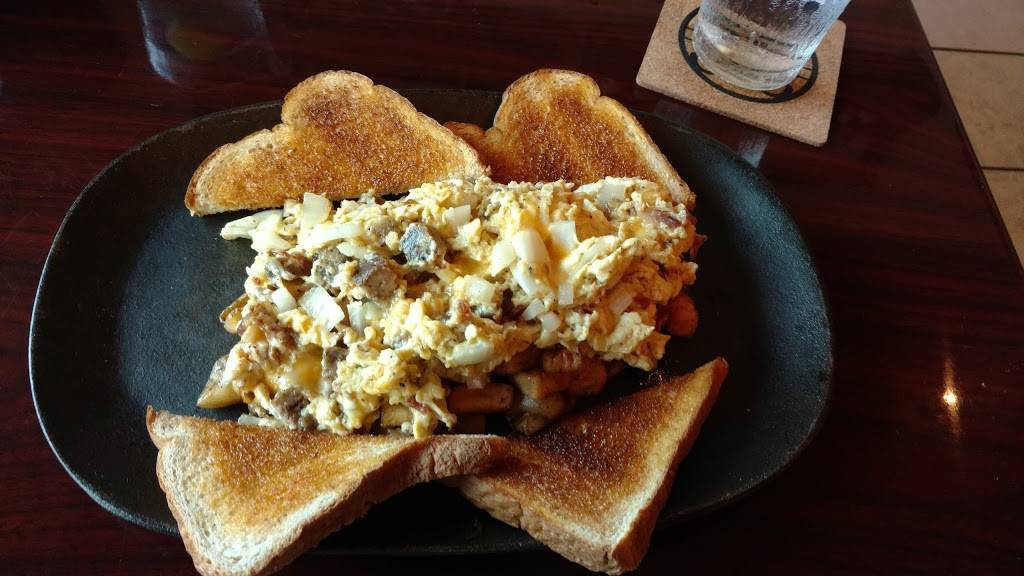 The Roots Restaurant Tavern | restaurant | 2011 Melbourne Ct, Melbourne, FL 32901, USA | 3212200636 OR +1 321-220-0636