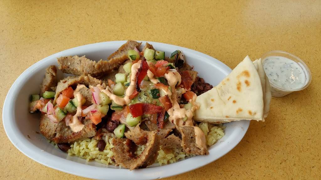 Daphnes | restaurant | 358 E H St #604, Chula Vista, CA 91910, USA | 6195850159 OR +1 619-585-0159