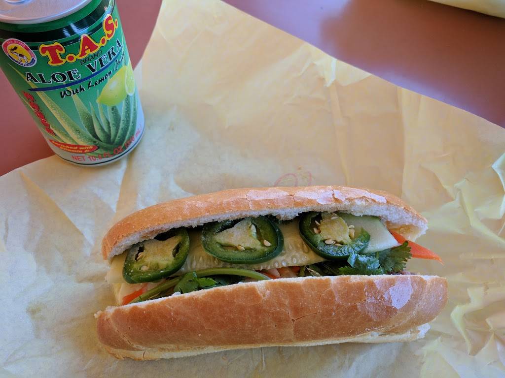 Bánh Mì Ba Lẹ Vietnamese Sandwich Deli | meal takeaway | 10174 San Pablo Ave, El Cerrito, CA 94530, USA | 5105288882 OR +1 510-528-8882