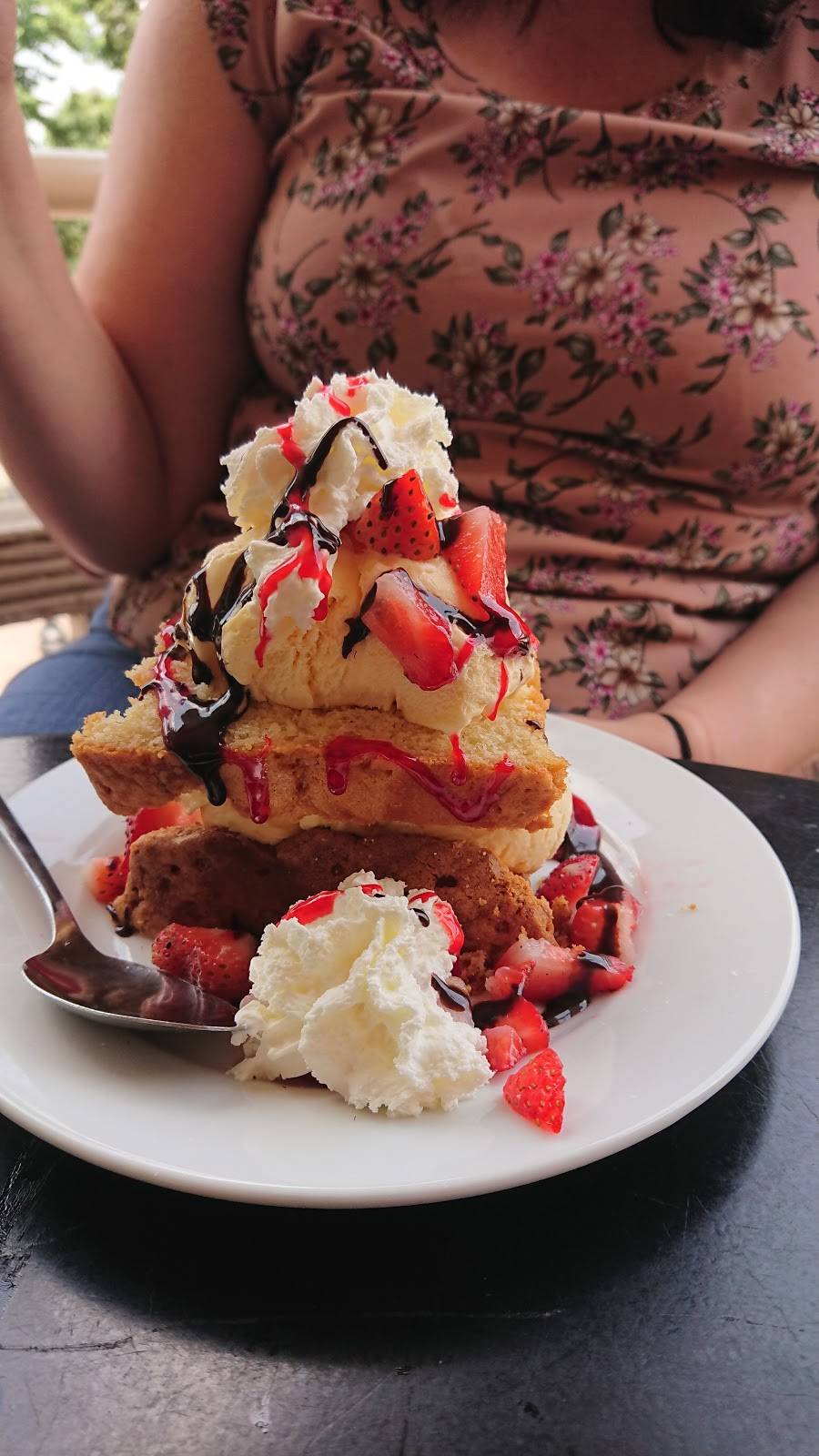 Le Bistro | restaurant | 955 Canton St, Roswell, GA 30075, USA | 7706452629 OR +1 770-645-2629