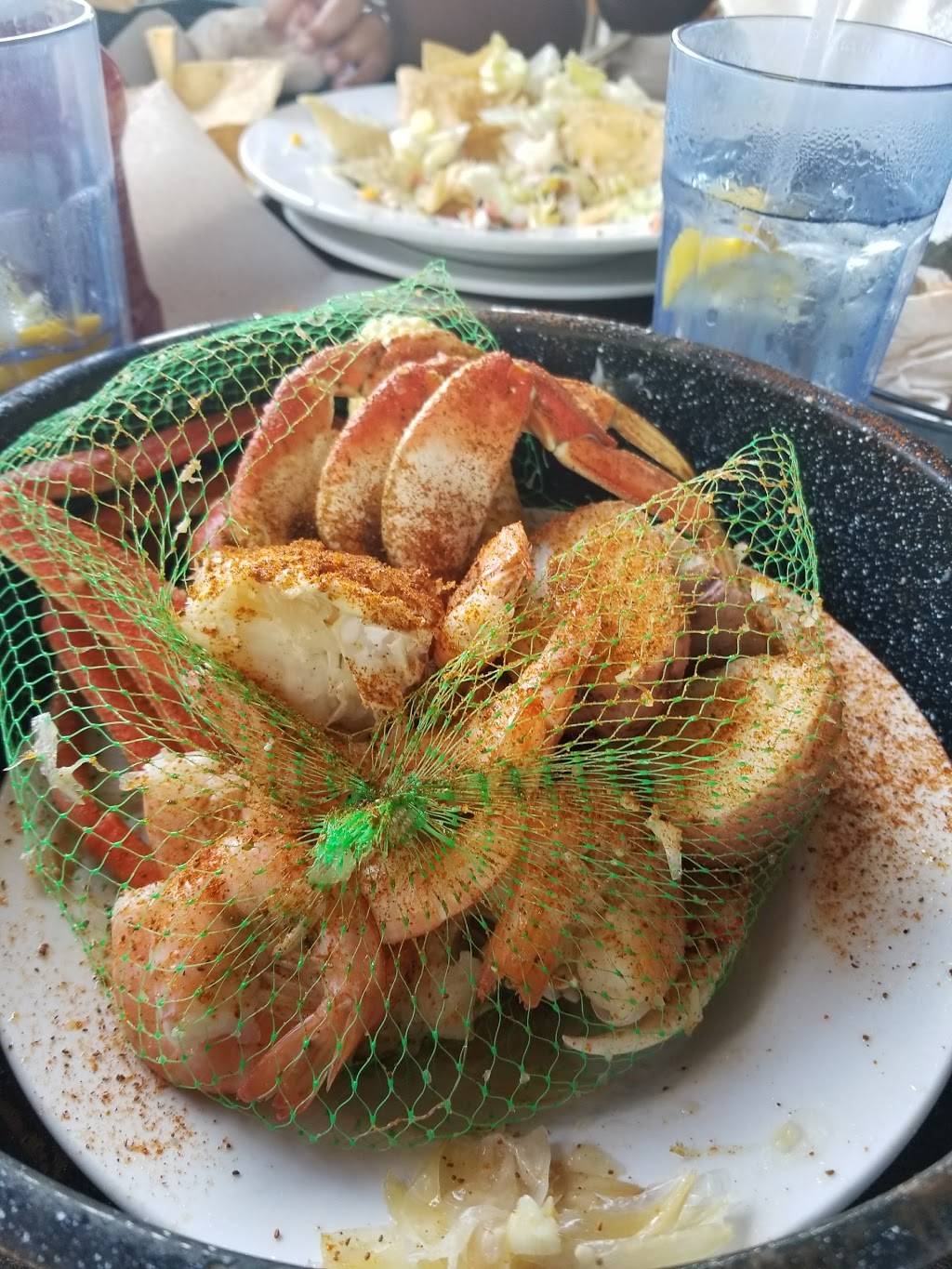 Joes Crab Shack | restaurant | 1568 Crossways Blvd, Chesapeake, VA 23320, USA | 7574208330 OR +1 757-420-8330