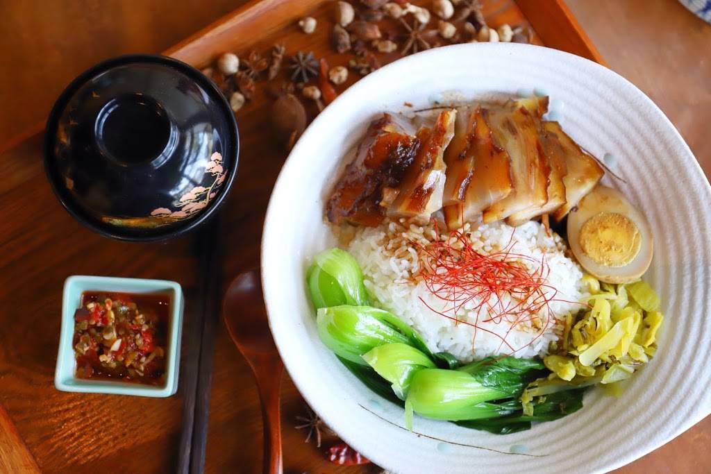 Noahs Kitchen | restaurant | 18 Harvard St, Brookline, MA 02445, USA | 6173835848 OR +1 617-383-5848