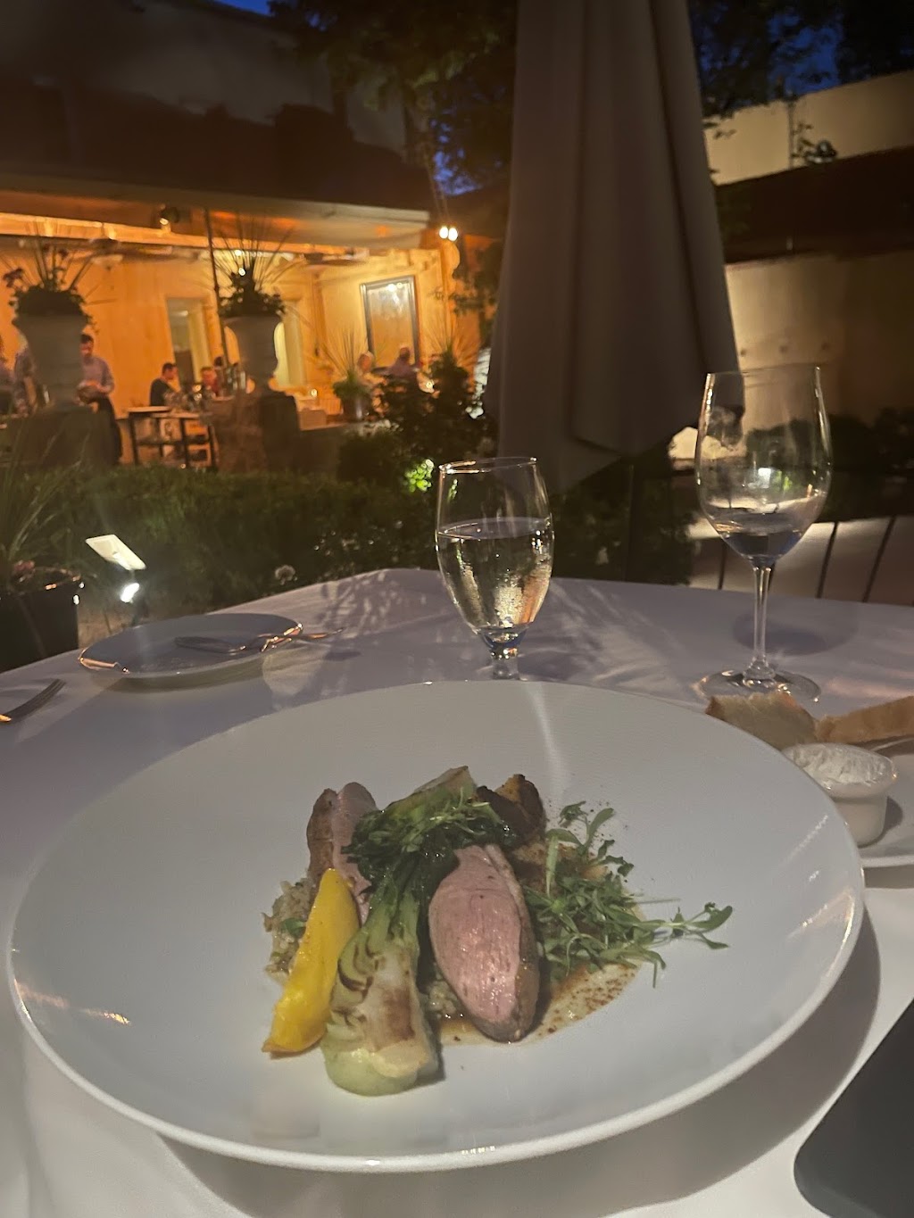 The Compound Restaurant | restaurant | 653 Canyon Rd, Santa Fe, NM 87501, USA | 5059824353 OR +1 505-982-4353