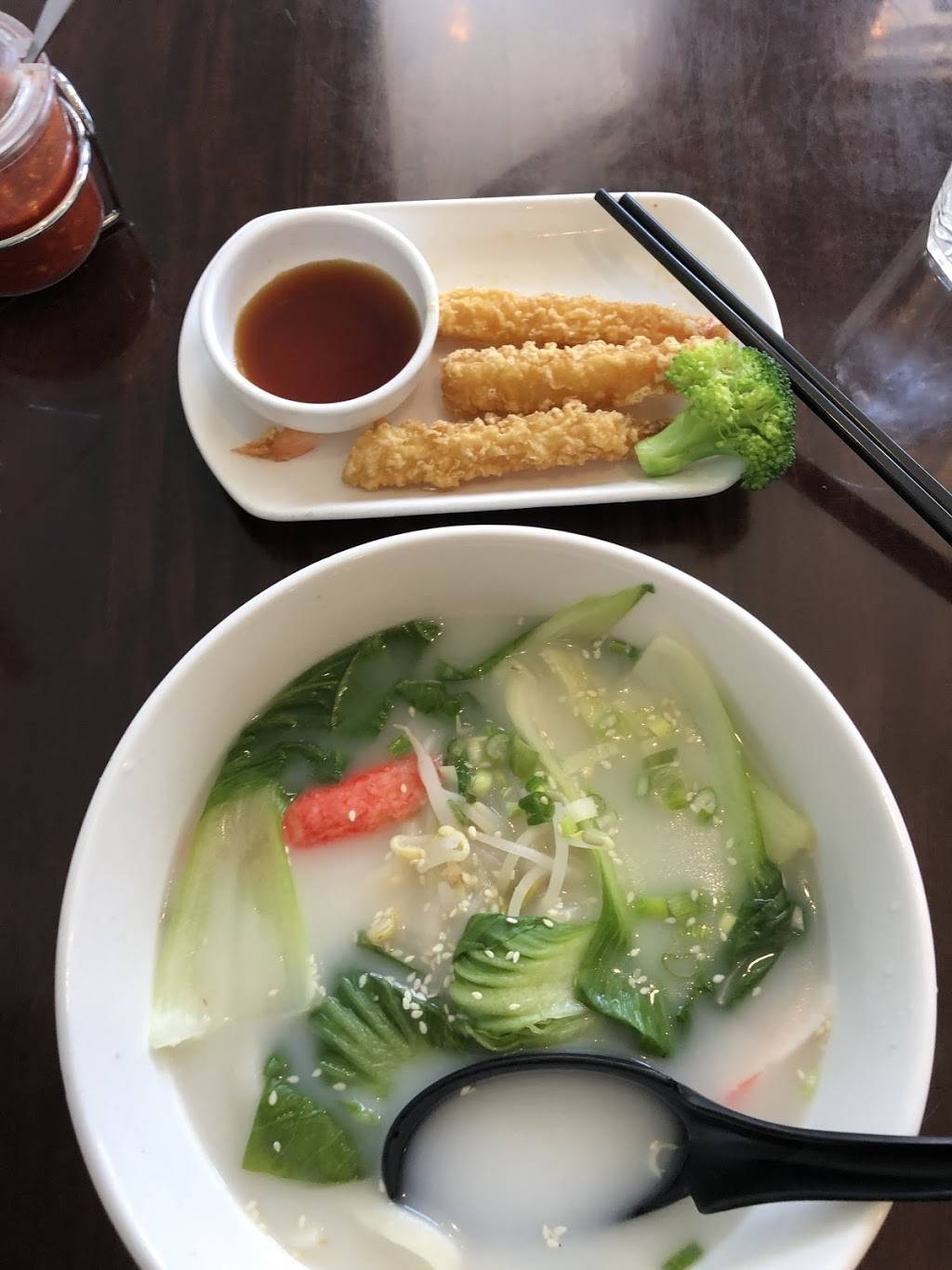 Basil Restaurant | restaurant | 142 Howe St, New Haven, CT 06511, USA | 2038654000 OR +1 203-865-4000