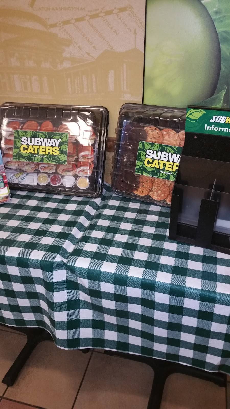 Subway | restaurant | 8128 Renaissance Pkwy, Durham, NC 27713, USA | 9195720902 OR +1 919-572-0902