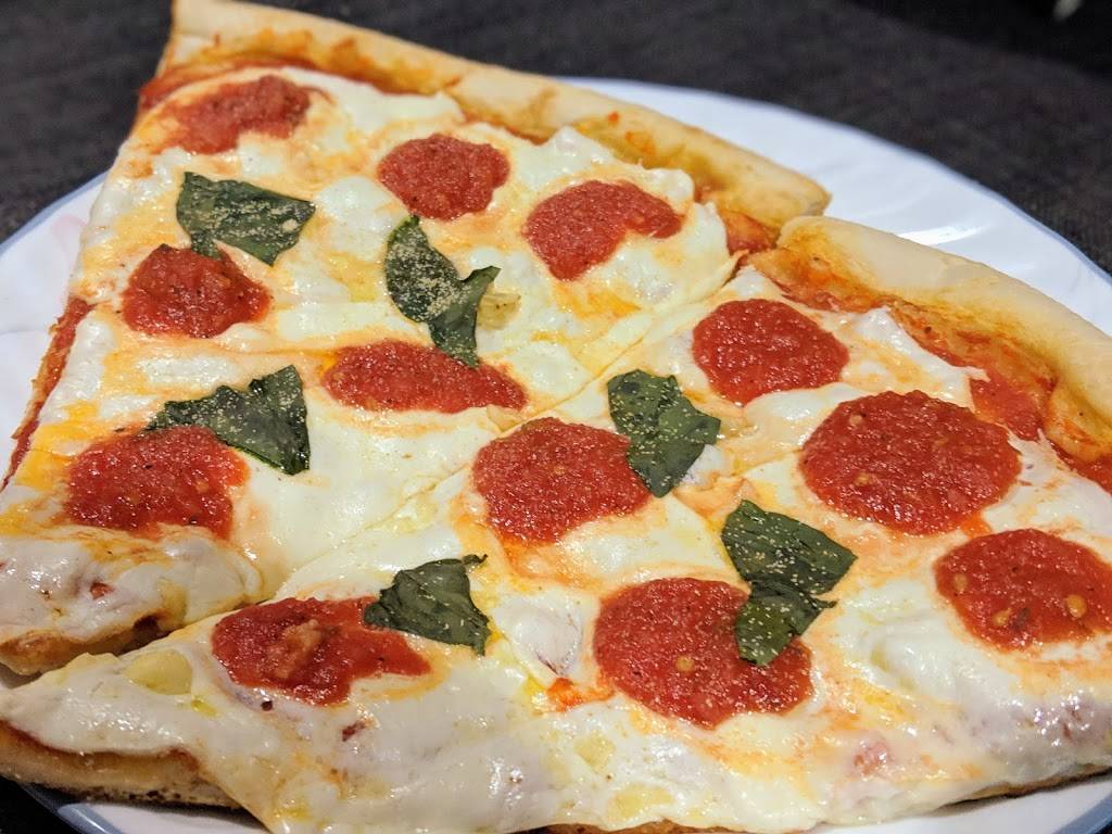 Genovese | restaurant | 20 Central Ct, Valley Stream, NY 11580, USA | 5168256605 OR +1 516-825-6605