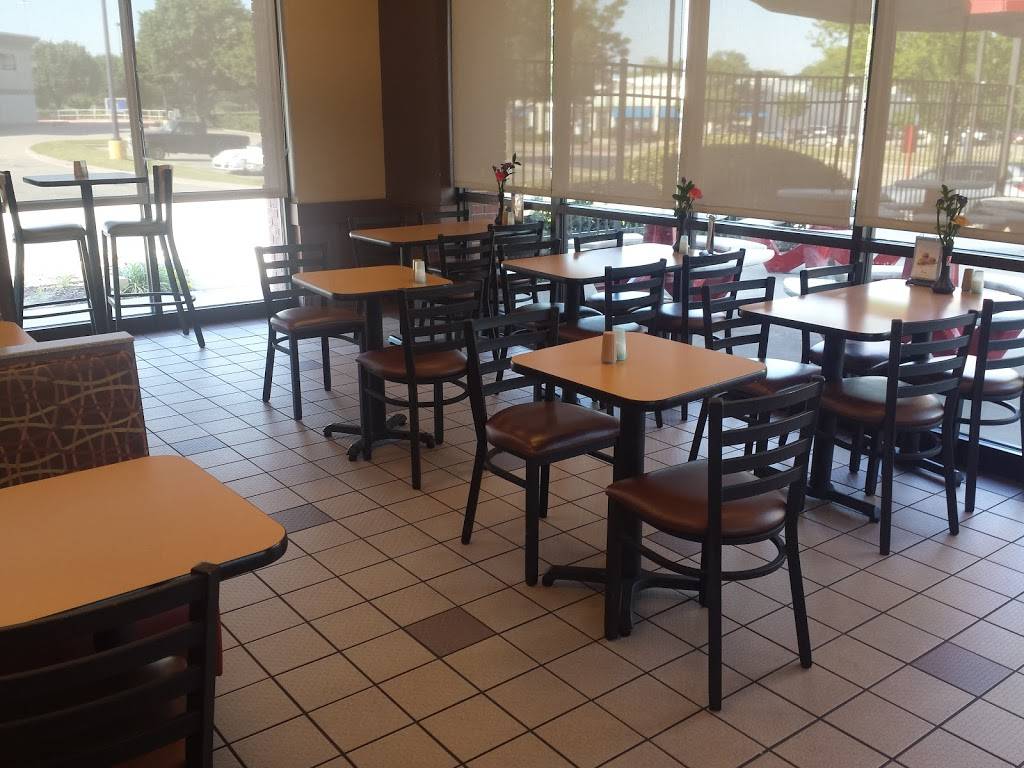 Chick-fil-A | restaurant | 212 W Plano Pkwy, Plano, TX 75075, USA | 9725789477 OR +1 972-578-9477