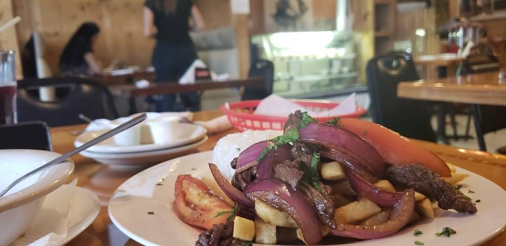 Las Cholitas Peruvian Cuisine | restaurant | 1831 N Pine Island Rd, Plantation, FL 33322, USA | 9543066041 OR +1 954-306-6041