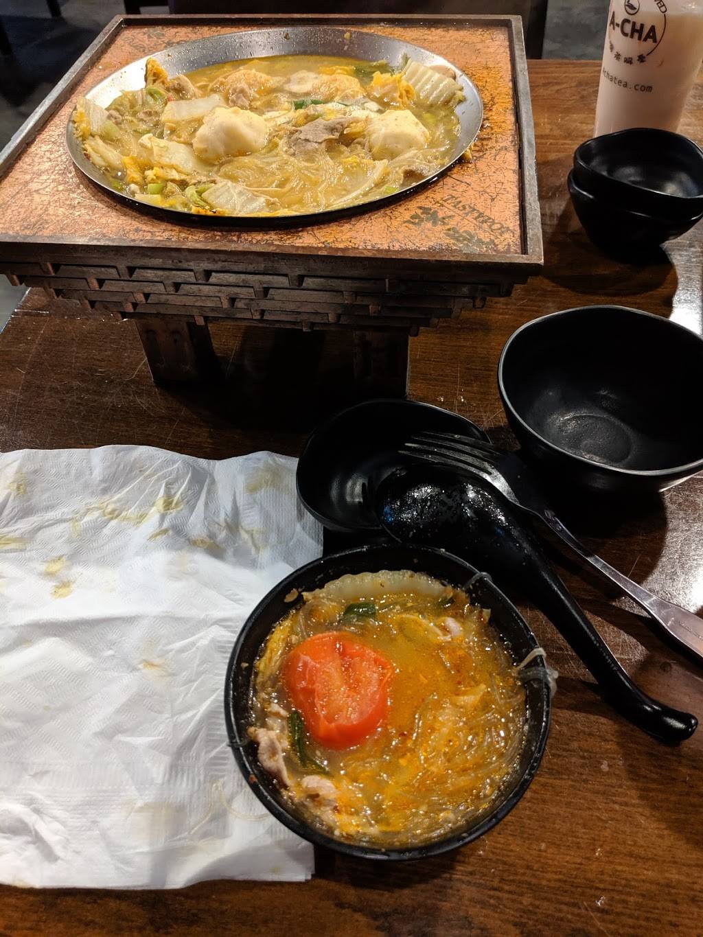 Tasty Pot | restaurant | 423 14th Ave SE, Minneapolis, MN 55414, USA | 6128863837 OR +1 612-886-3837