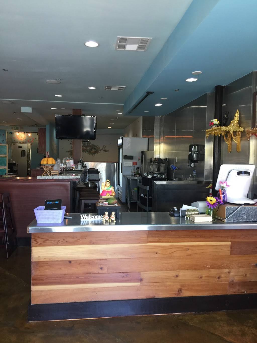 Thai Twist | restaurant | 18902 Gale Ave, Rowland Heights, CA 91748, USA | 6265810144 OR +1 626-581-0144