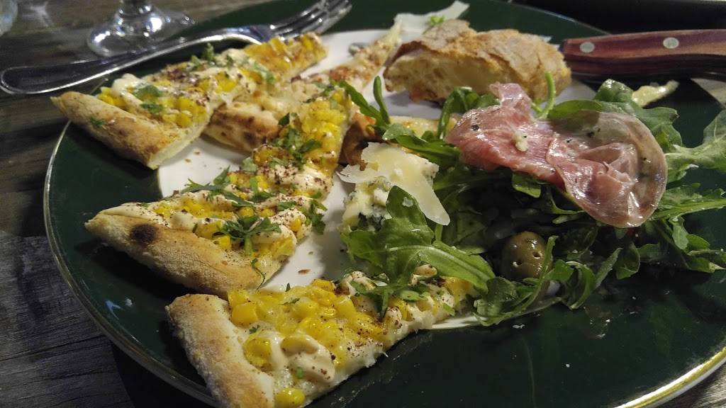 Delucca Gaucho Pizza & Wine | restaurant | 2001 W Southlake Blvd #103, Southlake, TX 76092, USA | 6824774040 OR +1 682-477-4040