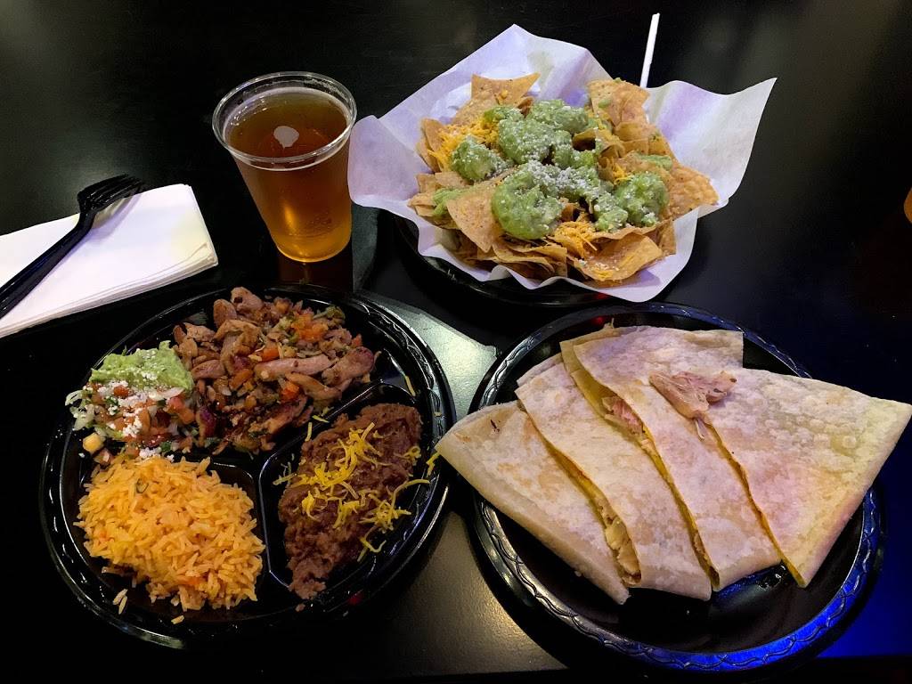 Lolitas Mexican Food | restaurant | 202 Park Blvd, San Diego, CA 92101, USA | 6192696055 OR +1 619-269-6055