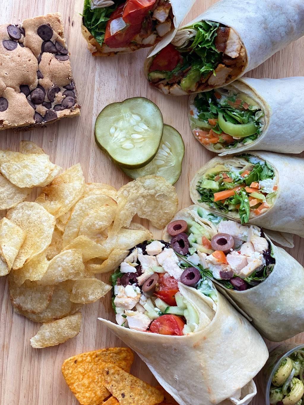 Fowl Play Wraps | restaurant | 6 W Cross St, Baltimore, MD 21230, USA | 4107521518 OR +1 410-752-1518
