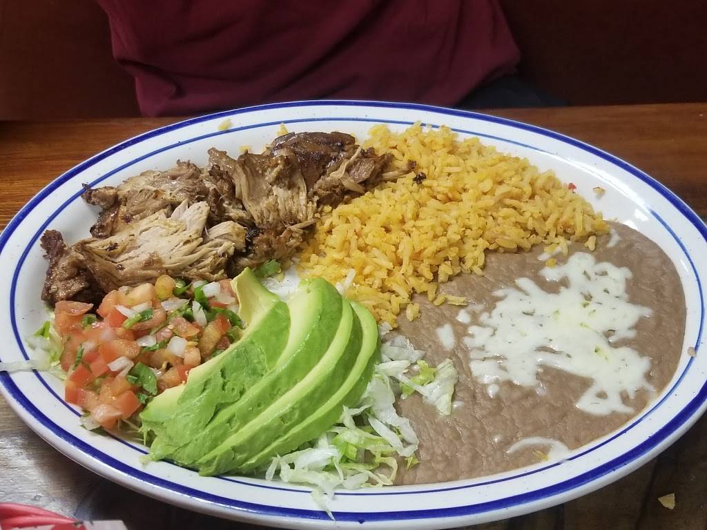 El Farolito | restaurant | 415 W Centerton Blvd, Centerton, AR 72719, USA | 4797951444 OR +1 479-795-1444
