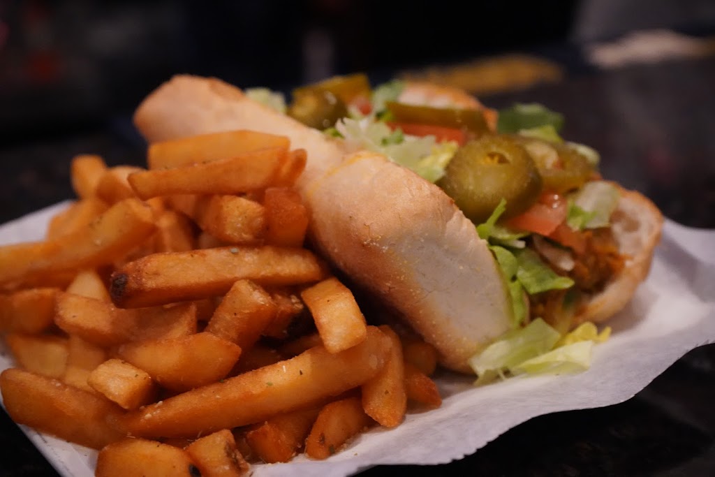 Tooties Bar and Grill | restaurant | 1910 N Main St, Crown Point, IN 46307, USA | 2192280807 OR +1 219-228-0807