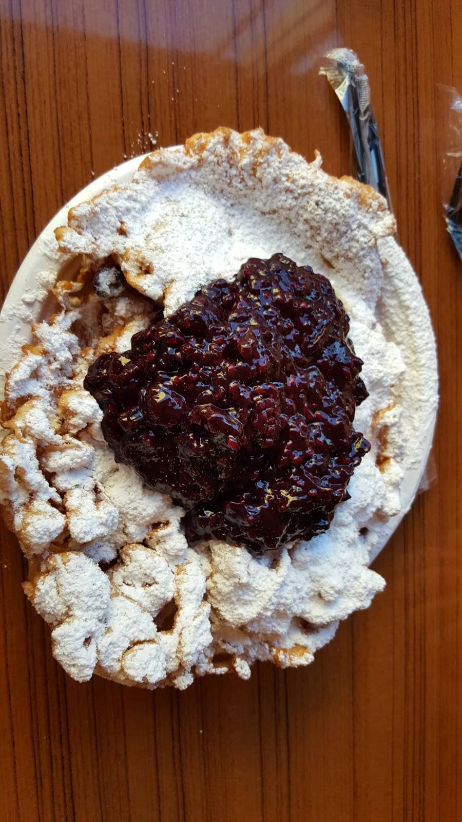 Mrs. Knotts Chicken Dinner Restaurant | restaurant | 8039 Beach Blvd, Buena Park, CA 90620, USA | 7142205055 OR +1 714-220-5055