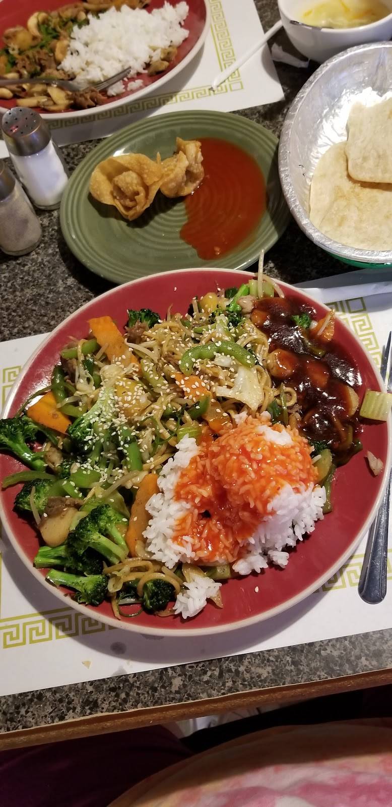 Family Mongolian BBQ | restaurant | 2321 Tapo St G, Simi Valley, CA 93063, USA | 8055271966 OR +1 805-527-1966