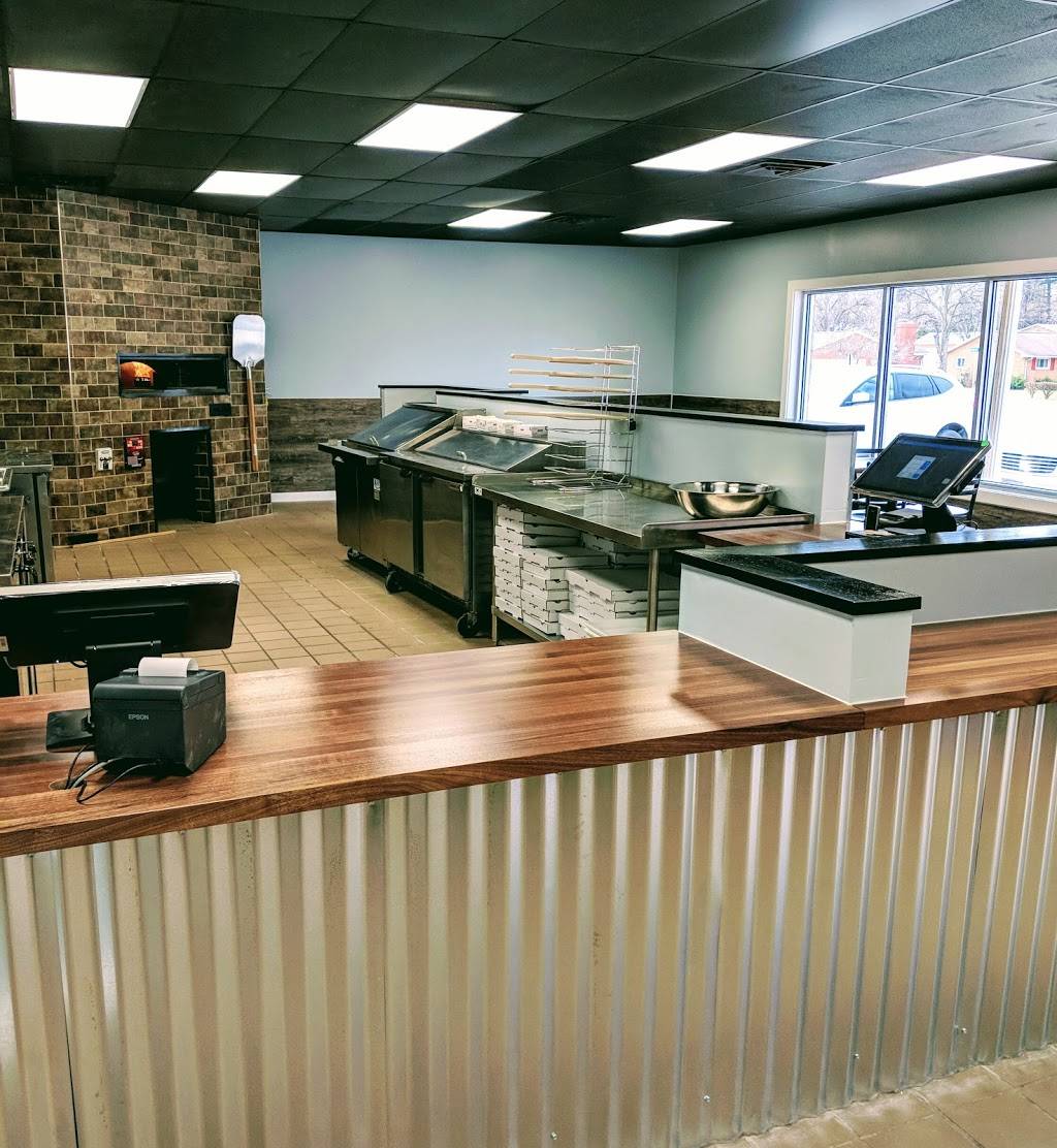 Old School Pizza | restaurant | 1912 Woodlawn Ave NW, Canton, OH 44708, USA | 3309158118 OR +1 330-915-8118