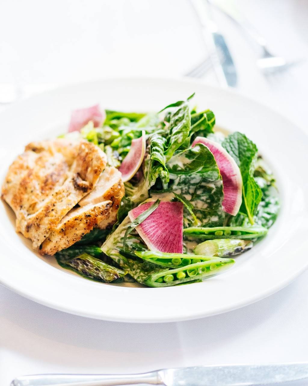 Esquire Grill | restaurant | 1213 K St, Sacramento, CA 95814, USA | 9164488900 OR +1 916-448-8900