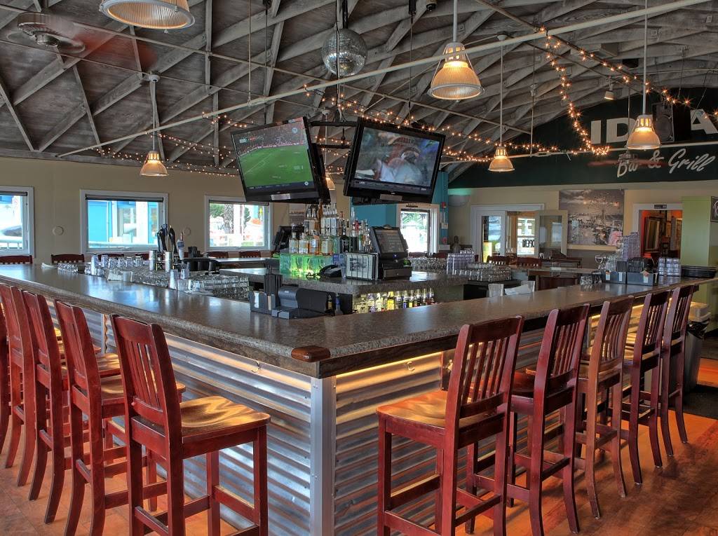 Ideal Bar & Grill | restaurant | 106 Beach St, Santa Cruz, CA 95060, USA | 8314235271 OR +1 831-423-5271