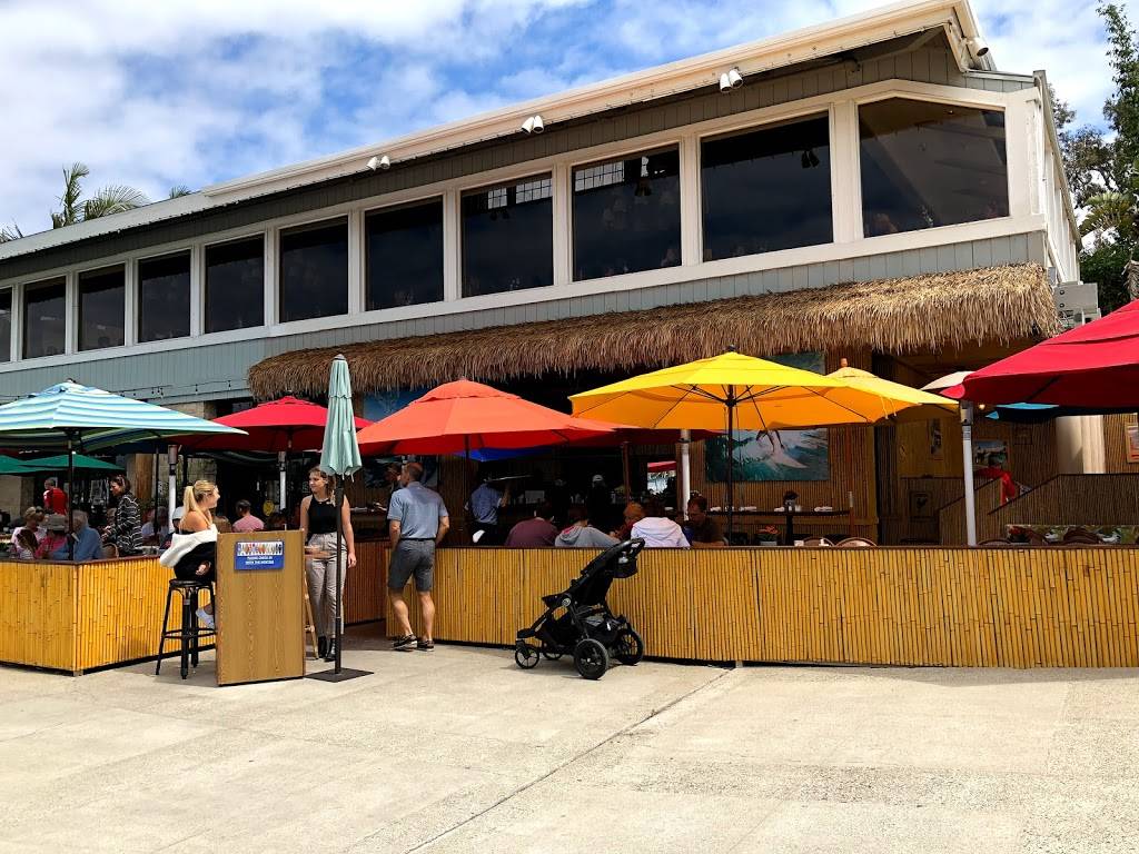 Harpoon Henrys Seafood Restaurant | restaurant | 34555 Golden Lantern, Dana Point, CA 92629, USA | 9494932933 OR +1 949-493-2933