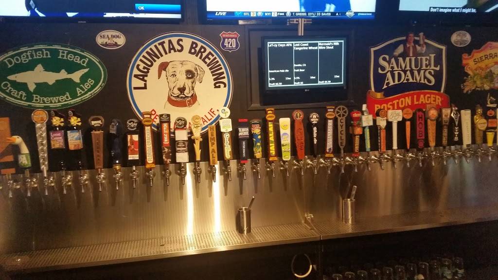 Mad Pub | restaurant | 12933 Village Blvd, Madeira Beach, FL 33708, USA | 7273977693 OR +1 727-397-7693