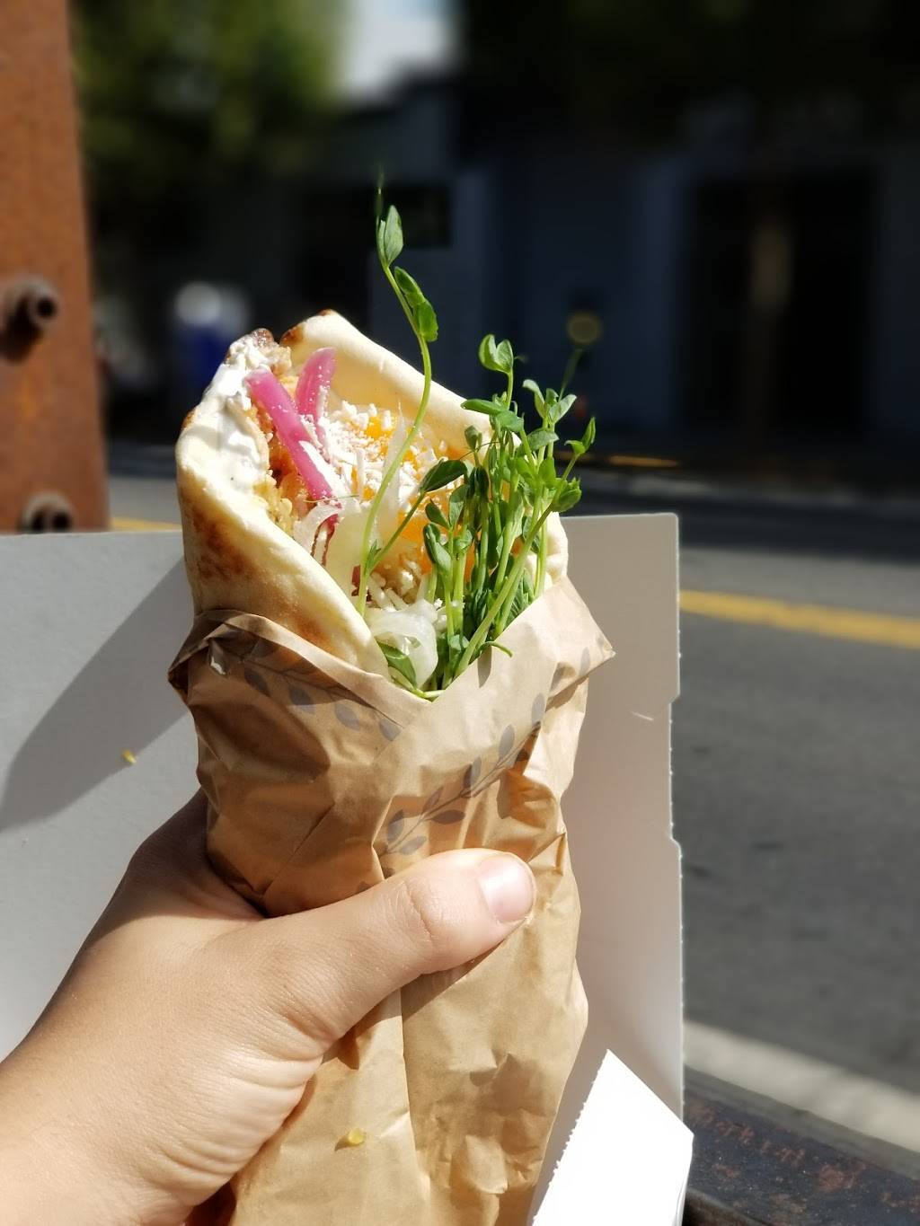 Souvla | restaurant | 758 Valencia St, San Francisco, CA 94110, USA | 4154005458 OR +1 415-400-5458