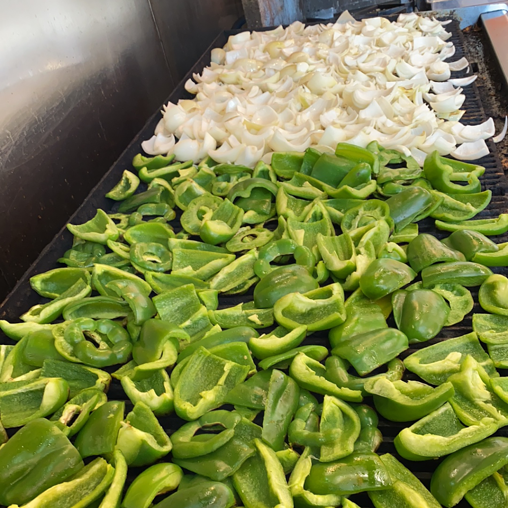 Mr. Kabob Xpress Grille & Catering | restaurant | 119 Monroe St, Detroit, MI 48226, USA | 3134966666 OR +1 313-496-6666