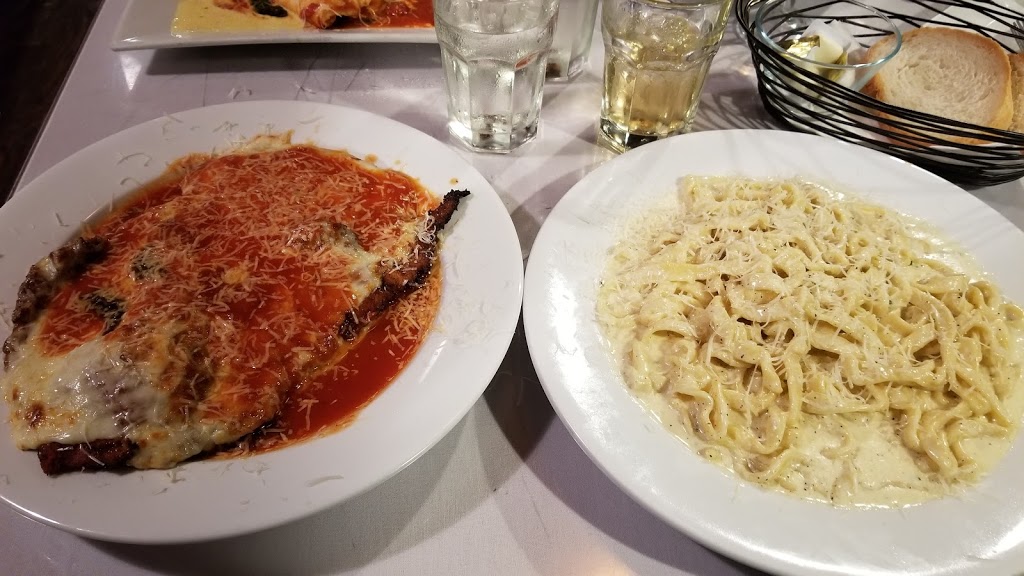 Rinos Place | restaurant | 258 Saratoga St, Boston, MA 02128, USA | 6175677412 OR +1 617-567-7412