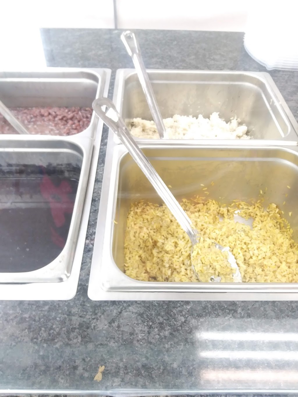 Hip Hop Chicken | restaurant | 5729 Melton Rd, Gary, IN 46403, USA | 2199510845 OR +1 219-951-0845