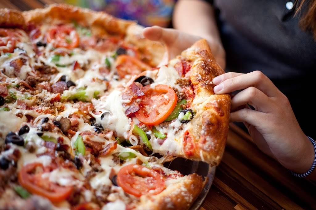 Mellow Mushroom | meal takeaway | 275 GA-74, Peachtree City, GA 30269, USA | 7706326018 OR +1 770-632-6018