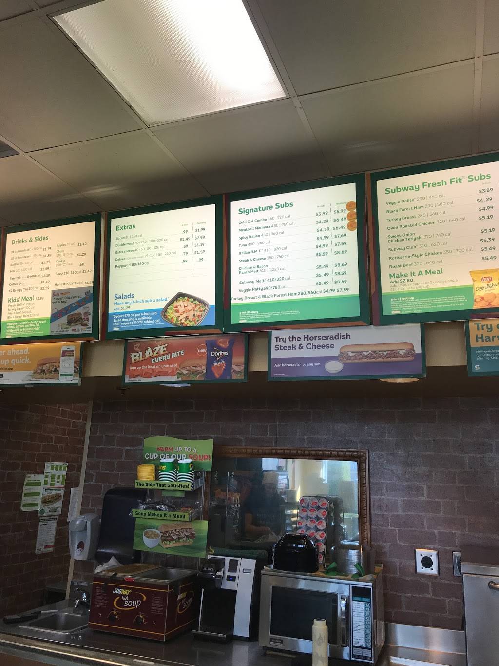 Subway | meal takeaway | 7353 NE Imbrie Dr, Hillsboro, OR 97124, USA | 5036481162 OR +1 503-648-1162