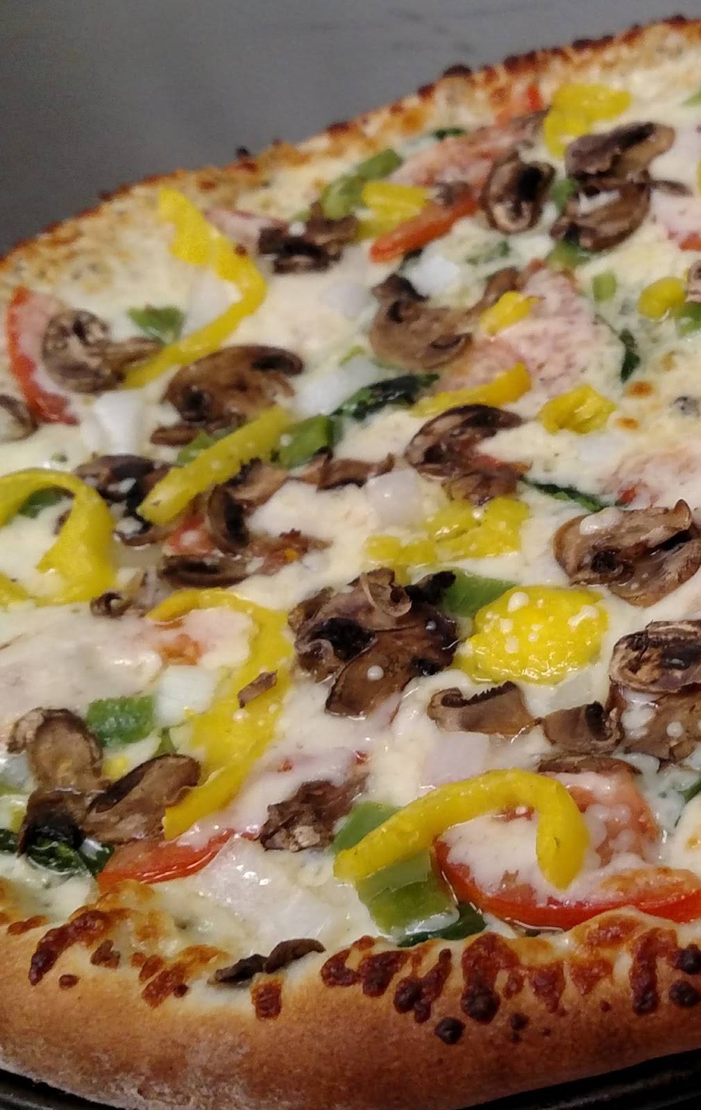 Giannis Pizza - Hankey Farms/Oakdale | meal delivery | 7780 Steubenville Pike, Oakdale, PA 15071, USA | 4127880166 OR +1 412-788-0166