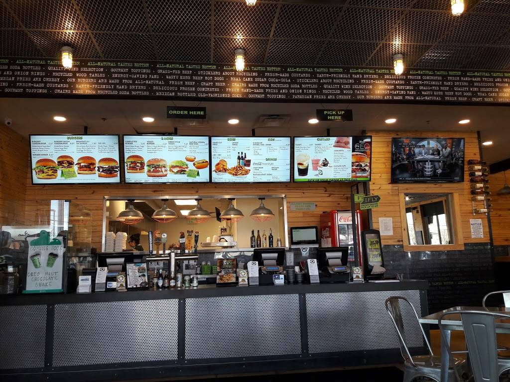 BurgerFi | restaurant | 9630 Huebner Rd, San Antonio, TX 78240, USA | 2102336694 OR +1 210-233-6694