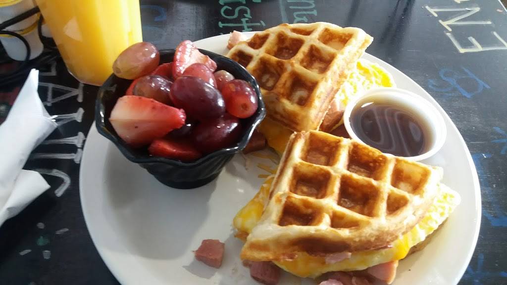 Greenwich Bistro | cafe | 1541 Bellevue St, Green Bay, WI 54311, USA | 9204550730 OR +1 920-455-0730