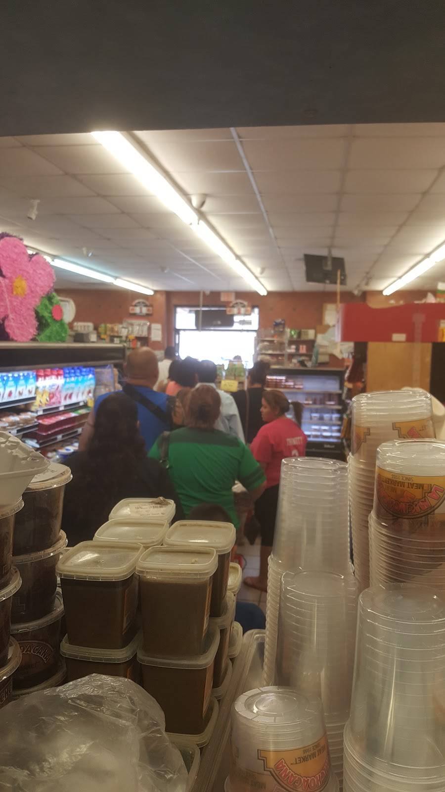 La Michoacana Meat Market | bakery | 2406 W Walnut St, Garland, TX 75042, USA | 9722765082 OR +1 972-276-5082