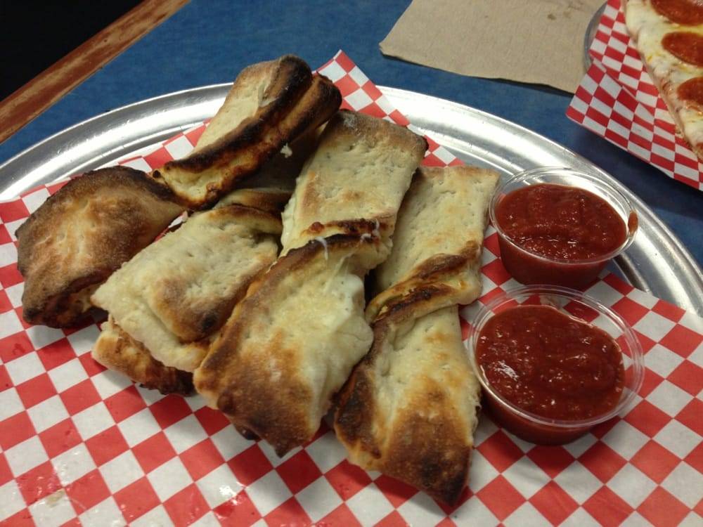 A-Town Pizza | meal delivery | 2327 Blanding Ave, Alameda, CA 94501, USA | 5105227575 OR +1 510-522-7575